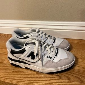 New Balance 550 - sea salt black like new 8.5 mens 10 women